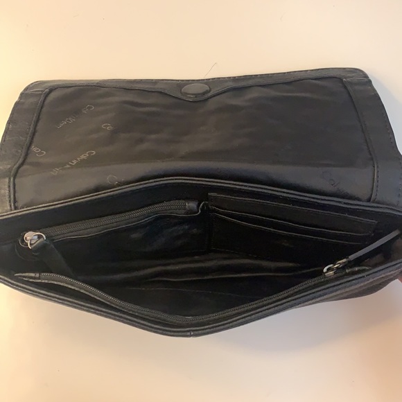 Calvin Klein Shoulder Bag - Picture 5 of 5